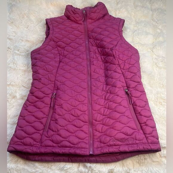 Free Country Women's Quilted Magenta Vest Sz medium - Picture 1 of 8